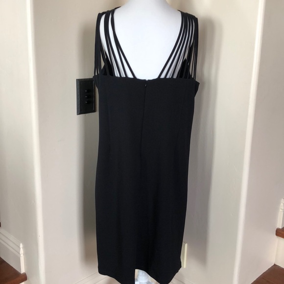 SALE! Gorgeous Plus Size Black Sleeveless Dress - Picture 3 of 6